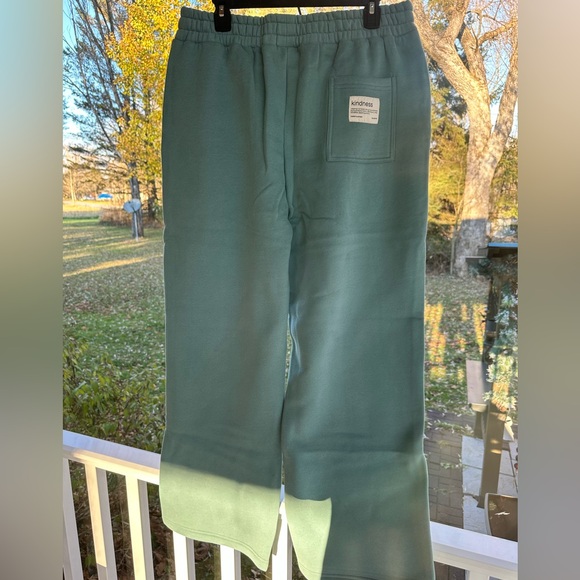 COMFRT “You Matter” Bundle in Jade!!! Hoodie & Straight Leg Sweatpants in XL - Picture 12 of 16